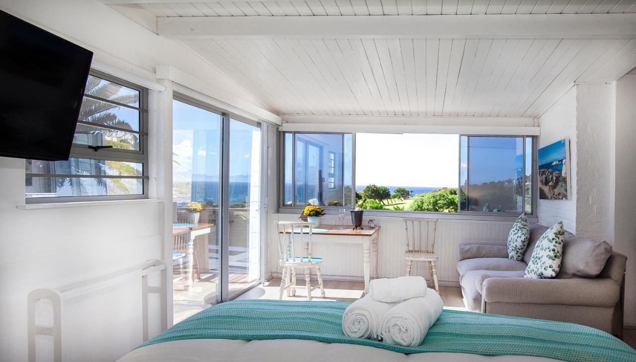 Penguins View Guesthouse Simon's Town Bagian luar foto