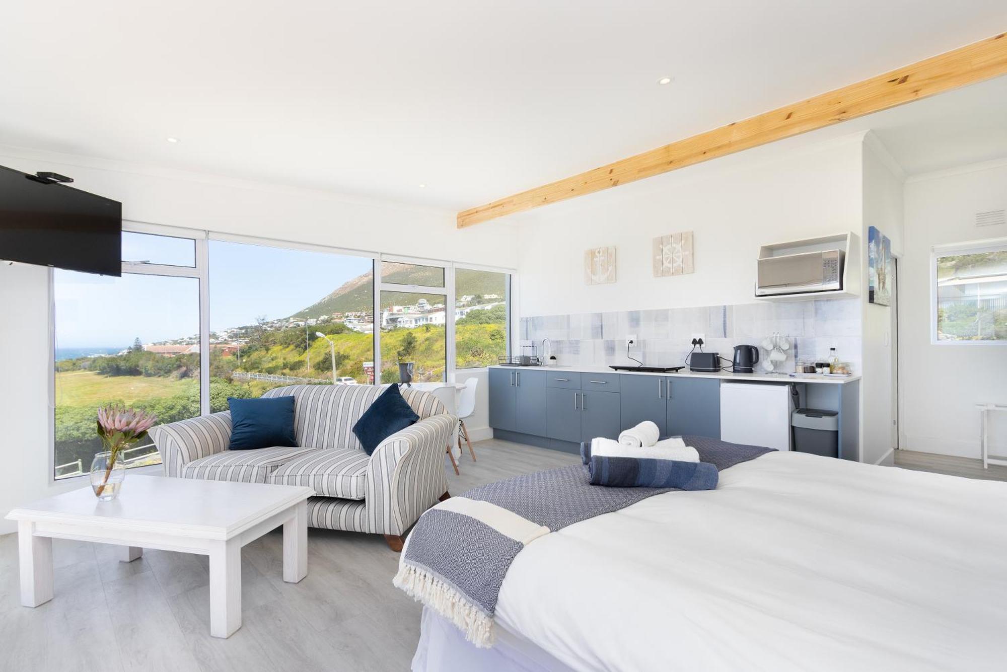 Penguins View Guesthouse Simon's Town Bagian luar foto