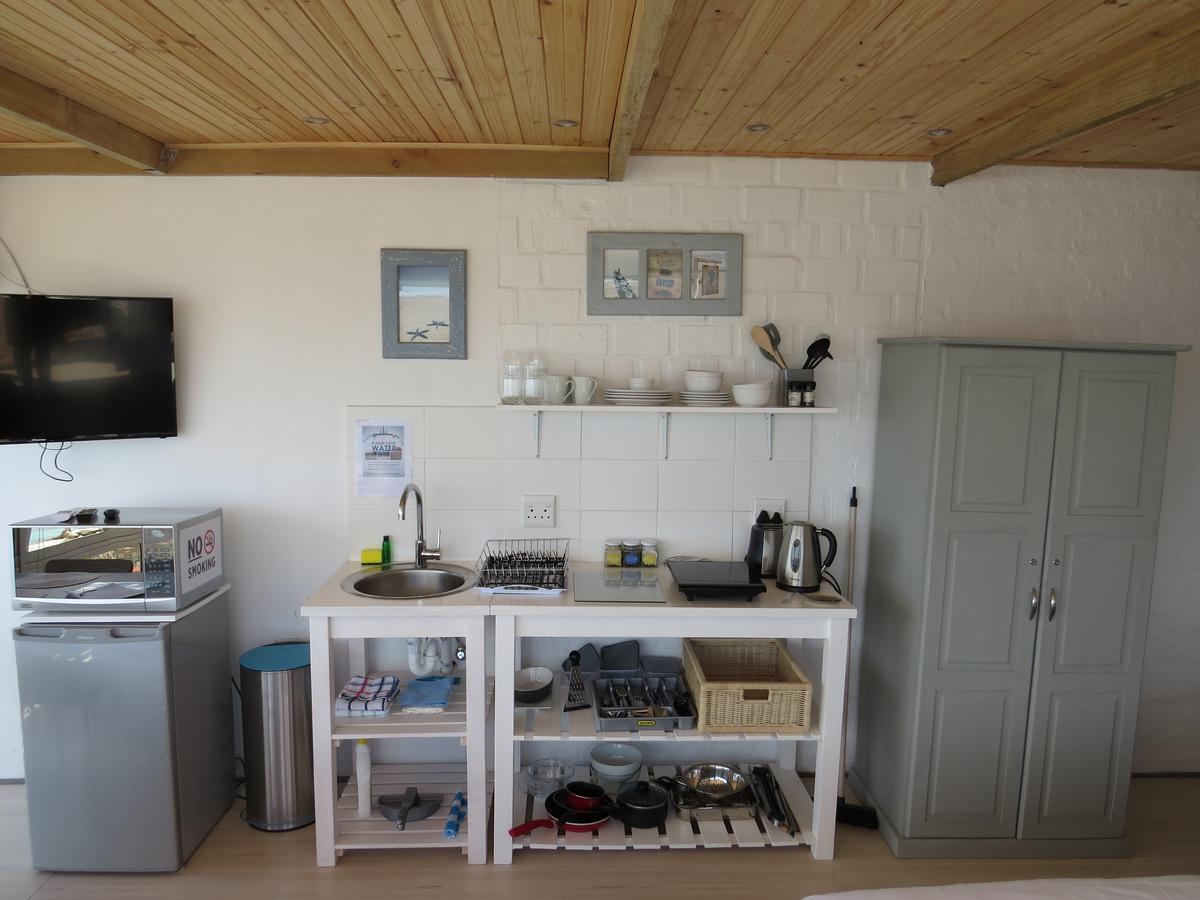 Penguins View Guesthouse Simon's Town Bagian luar foto